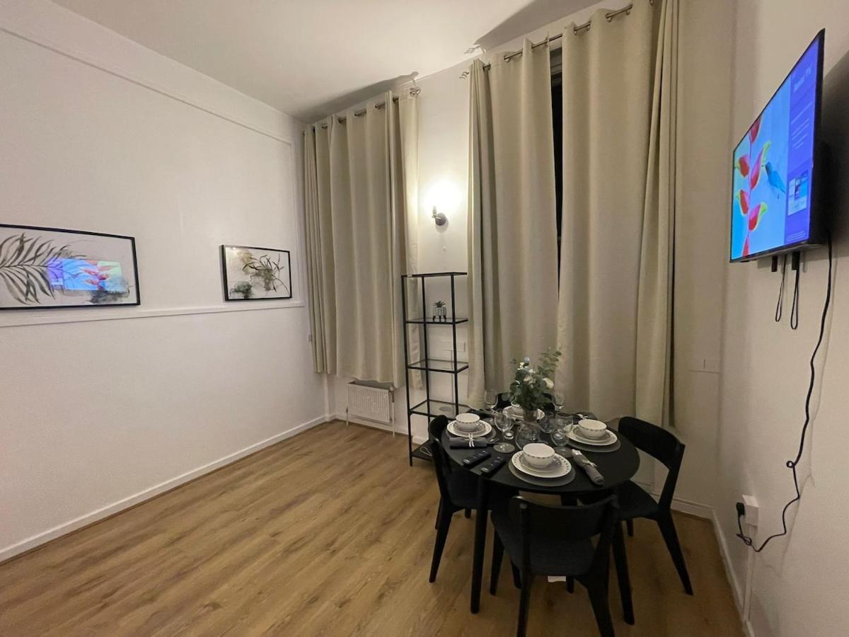 One Bedroom Flat B In Kentish Town * London